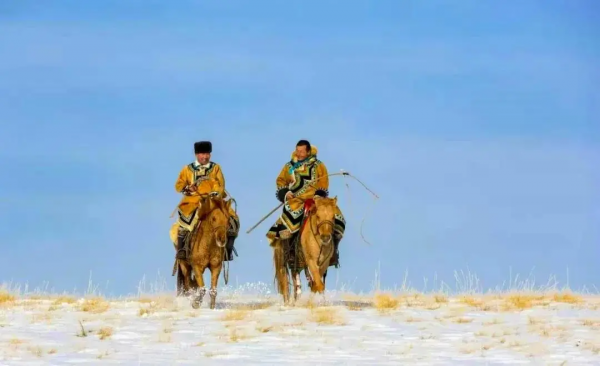 老友相見、久別重逢，走出室外去做這三件冬日必做的浪漫之事~