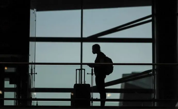 留學還是“留守”？海外高校重開校門，留學生們面臨兩難選擇