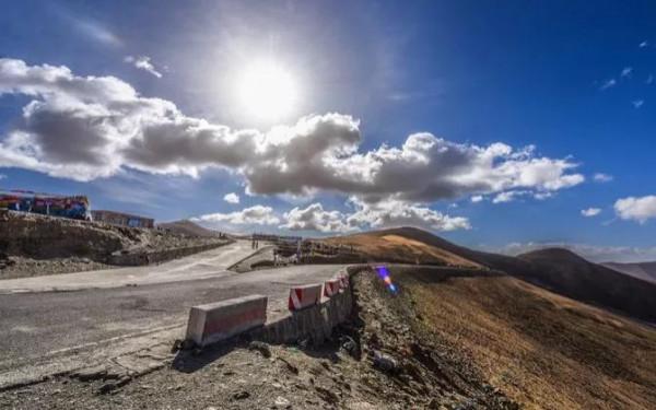 &OpenCurlyDoubleQuote;非常1&plus;4&rdquo;之&OpenCurlyDoubleQuote;爛慢&rdquo;西藏行（八十五）巨型風葉