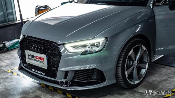 奧迪A3升級運動方向盤+金屬踏板，下個月發工資了我肯定這樣改