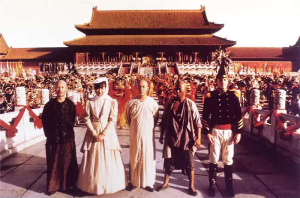 經紀人被殺、李連杰“躲回”北京，《黃飛鴻3》幕後，比電影精彩