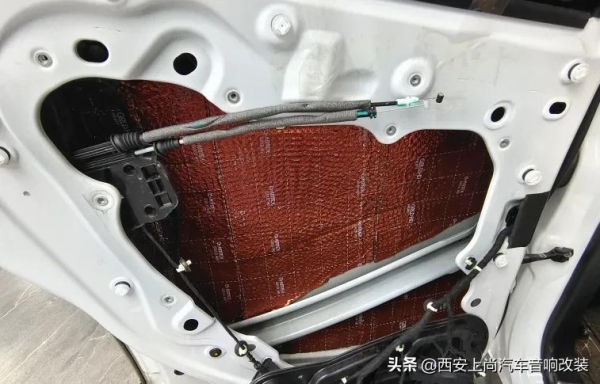 全方位降噪重回寧靜車生活,吉普指南者升級全車俄羅斯阿德薩隔音 全方位降噪重回寧靜車生活,吉普指南者升級全車俄羅斯阿德薩隔音