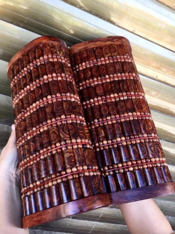 夏天用涼枕，海南黃花梨的！好漂亮的東西