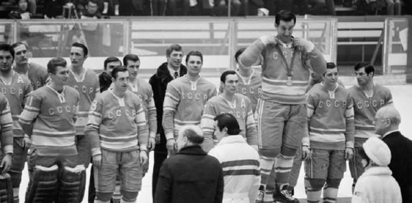 梅花參考的阿迪還是阿迪參考的梅花 梅花參考的阿迪還是阿迪參考的梅花