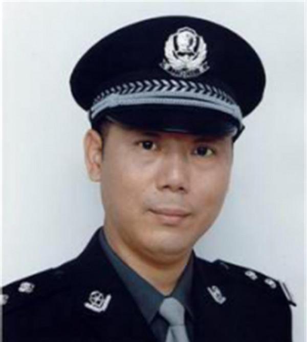 7位低調的“隱形富豪”，個個深藏功與名，賺得盆滿缽滿