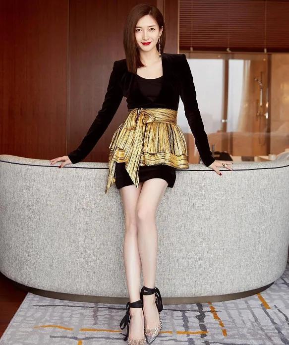 江疏影簡單又時髦的高顏值髮型