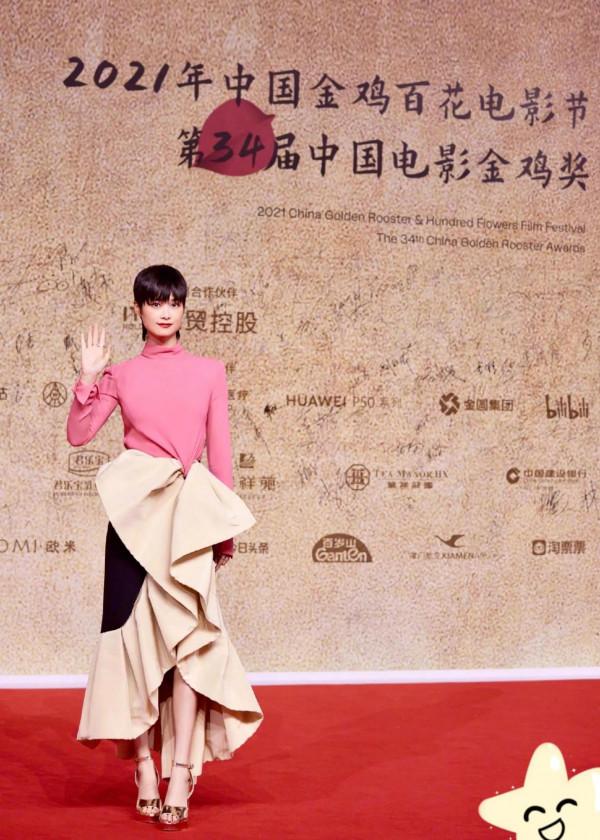 金雞獎美美的女明星們！喜歡的抱圖