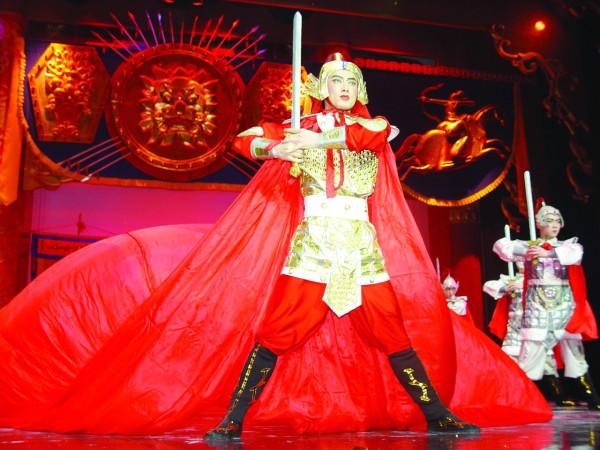 已經向黃巢投降的唐軍為何在宴會上聽到一首樂曲就又發起了反抗？