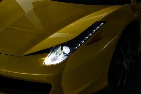 兩百萬買什麼?鎮店用的法拉利458,10年1萬公里,爆香! 兩百萬買什麼?鎮店用的法拉利458,10年1萬公里,爆香!