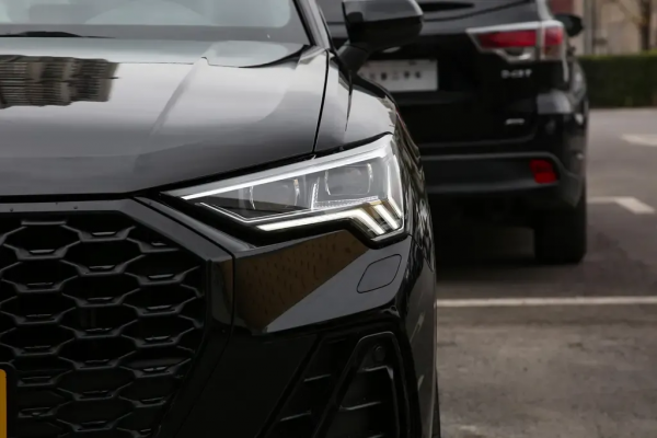 7.6秒就能破百，還配全時四驅系統，真是豪華轎跑SUV的標杆？