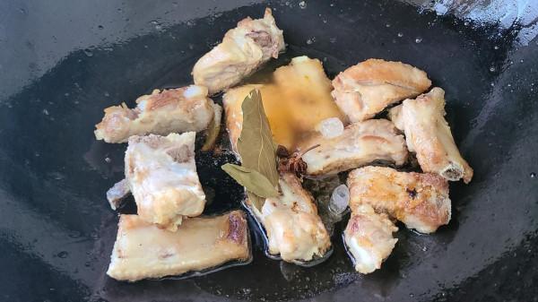 酸梅排骨,廣東人做出來就是好吃,味道特別又開胃,太下飯 酸梅排骨,廣東人做出來就是好吃,味道特別又開胃,太下飯