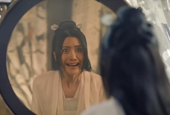 動如“瘋癲”，僵如“面癱”，2021年，就屬你們演得最讓我齣戲