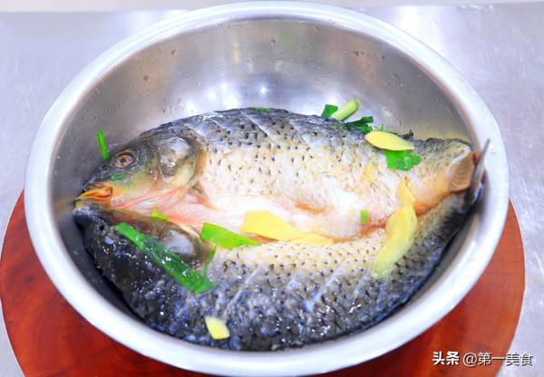 過水魚怎麼做細膩鮮嫩不破碎,五星級大廚告訴你,這一步是關鍵 過水魚怎麼做細膩鮮嫩不破碎,五星級大廚告訴你,這一步是關鍵