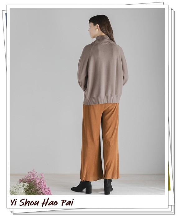 棕色闊腿褲的秋冬穿搭示例！這些顏色的上衣都可以和它搭配