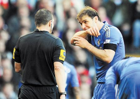 成為足壇惡人的充分但非必要條件