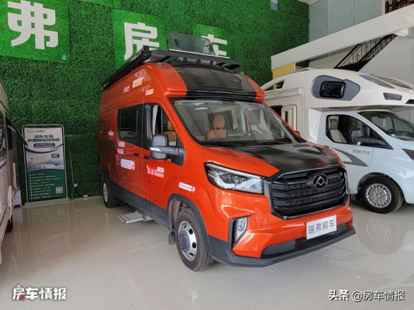 最近挺火的奇瑞房車，外觀個性適合時髦小情侶，2米大床同類罕見