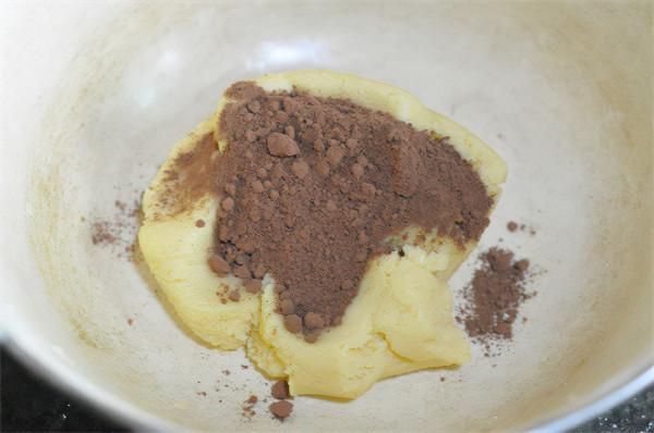 萬聖節，做一款恐怖女巫手指餅乾，超酥脆的方子，小朋友好喜歡