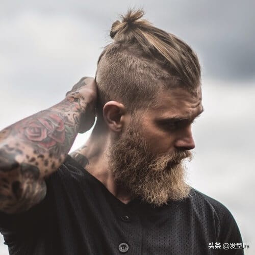 微卷 輕燙 側背頭 紋理燙 漸變 寸頭 丸子頭 二分頭 一次看男士髮型案例 微卷 輕燙 側背頭 紋理燙 漸變 寸頭 丸子頭 二分頭 一次看男士髮型案例