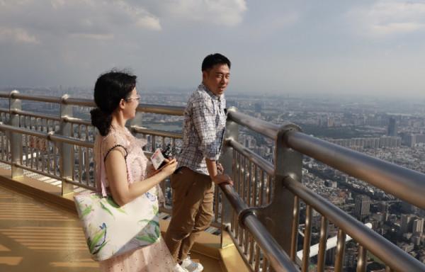 港臺藝人紮根內地：萬梓良定居湖南，張柏芝定居上海，陳偉霆北京