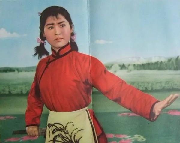 老電影(0237)《白山新歌》(二人轉)長影(1965)電影劇照欣賞 老電影(0237)《白山新歌》(二人轉)長影(1965)電影劇照欣賞