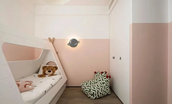 75㎡的三口之家，擁有兩間臥室+一個書房