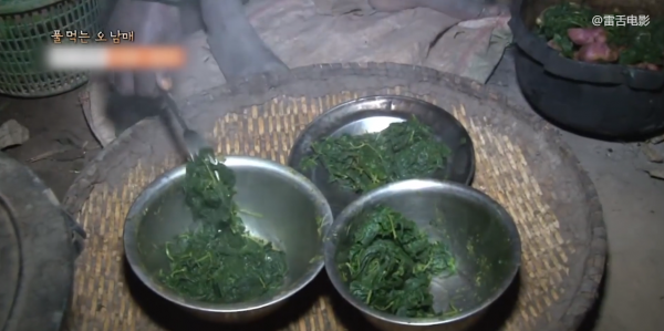 太心酸,非洲一家窮得只剩一口鍋,孩子餓得偷鄰居食物!紀錄片 太心酸,非洲一家窮得只剩一口鍋,孩子餓得偷鄰居食物!紀錄片