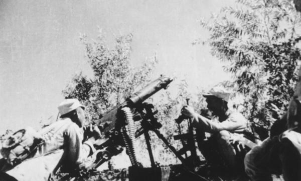 解放前夕,主席險遭精準轟炸,保衛部門憑一封電報揪出特務 解放前夕,主席險遭精準轟炸,保衛部門憑一封電報揪出特務