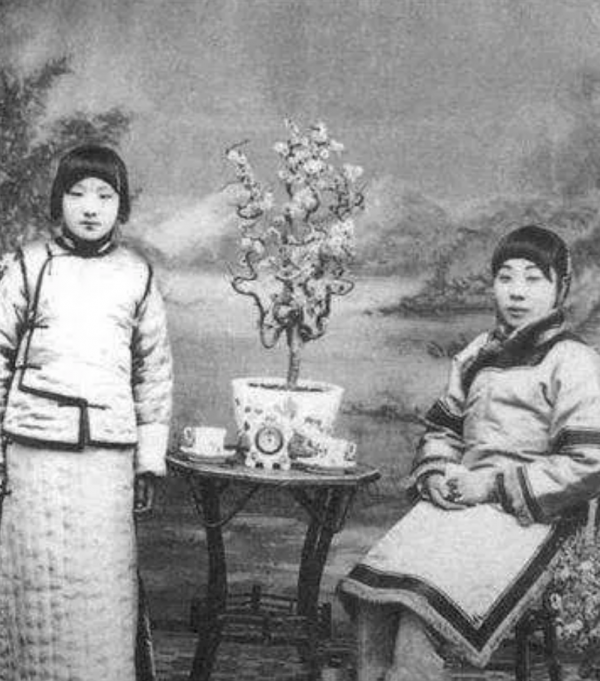 &OpenCurlyDoubleQuote;護國軍神&rdquo;蔡鍔34歲因病逝世，其後人現狀如何？