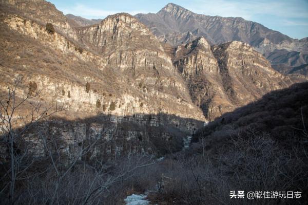 北京徒步登山：房山藥王谷環穿，三水步道泗馬溝段，灌木叢段太野