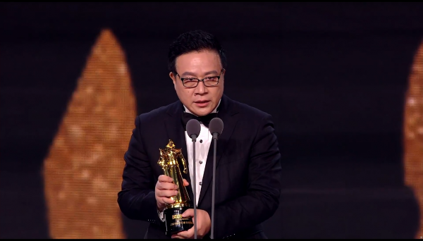 2021年度頒獎盛典:EDG贏麻了,獲得最佳品牌營銷獎 2021年度頒獎盛典:EDG贏麻了,獲得最佳品牌營銷獎