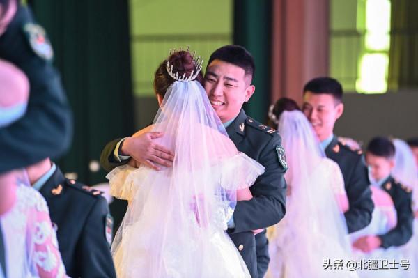 “凍”人更“動”人 這場軍營婚禮有點甜