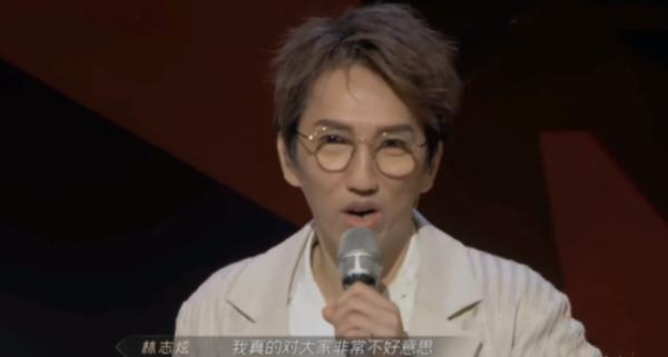 拍戲靠摳圖、1公里內必有五星酒店，“塑膠演員”的下限有多低？