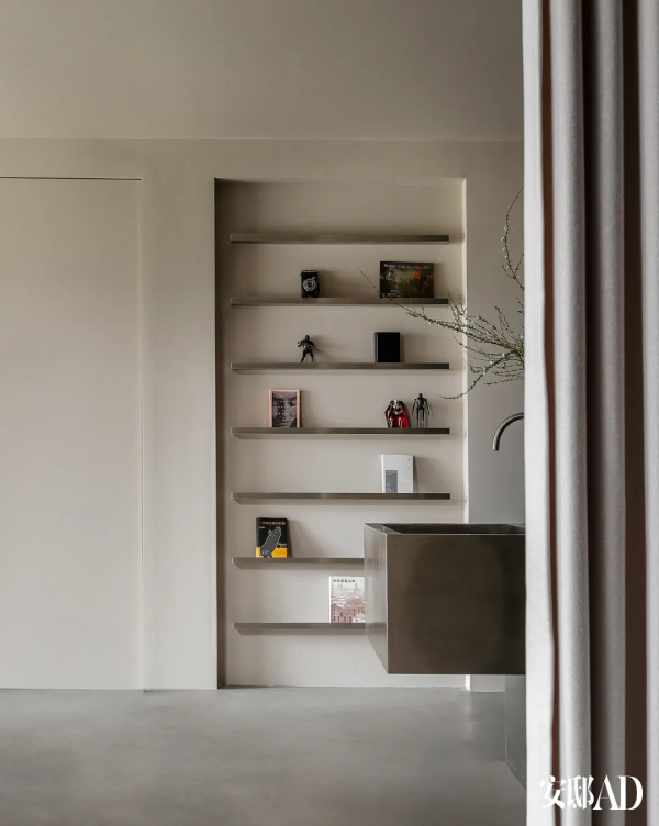 巧用大地色系，時尚買手店主理人擁有了“留白”小宅