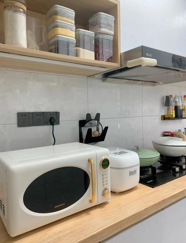 長輩眼中的另類裝修,她卻樂在其中,從心底裡透著一股舒適 長輩眼中的另類裝修,她卻樂在其中,從心底裡透著一股舒適