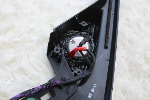 本田UR-V音響改裝丹拿232兩分頻,愛上這個純粹的聲音 本田UR-V音響改裝丹拿232兩分頻,愛上這個純粹的聲音