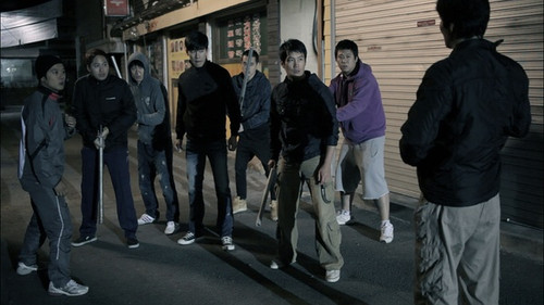 1997年,江西悍匪萬光旭,一人對戰37名軍警2小時,後被當場射殺 1997年,江西悍匪萬光旭,一人對戰37名軍警2小時,後被當場射殺