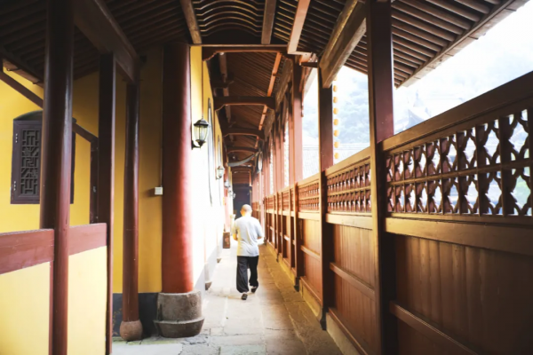 別再說什麼小京都了，寧波這些寺廟來打臉了