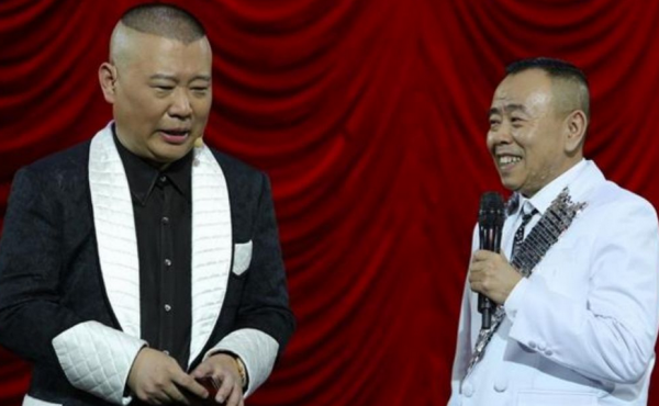 郭德綱請潘長江拍戲，片酬60萬，老郭剛取完錢，潘長江：啥意思？