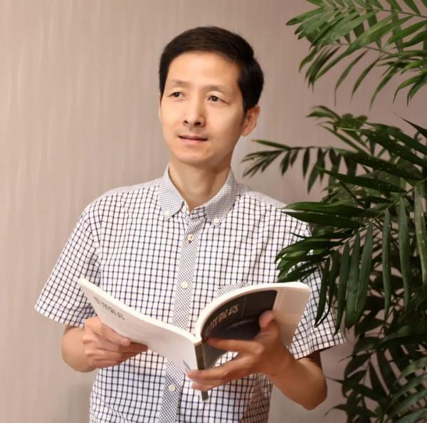 夜讀丨易中天:中國人為什麼愛請客吃飯? 夜讀丨易中天:中國人為什麼愛請客吃飯?