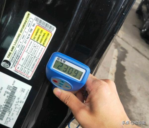 美式肌肉跑車的代表！這輛3.7的福特野馬，開了7年還能賣23萬？