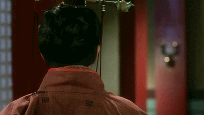 貼個鬍子就叫女扮男？扮男裝，這八位才稱的上英姿卓絕，氣質非凡