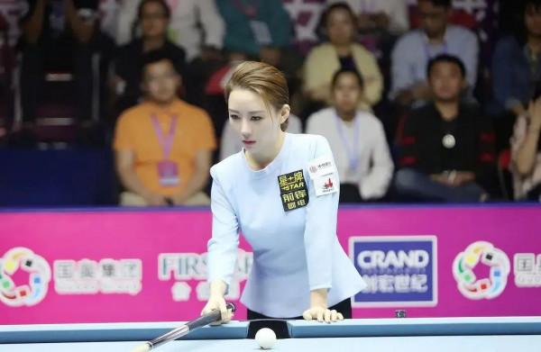 九球天后潘曉婷 九球天后潘曉婷