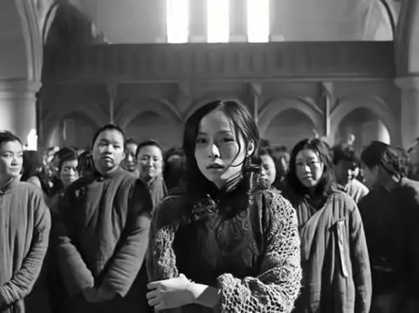 李秀英寧死也不願被欺辱，用滿臉傷口告訴世人：中國人絕不是孬種