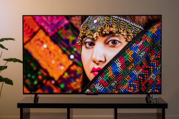 揭秘極致音畫小心機，高階軟屏＋音腔倒相管，榮耀智慧屏太細節