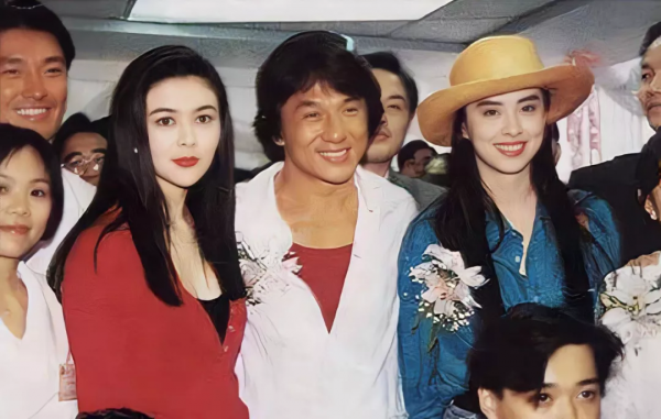 現在的女明星,怎麼越來越“醜”了? 現在的女明星,怎麼越來越“醜”了?