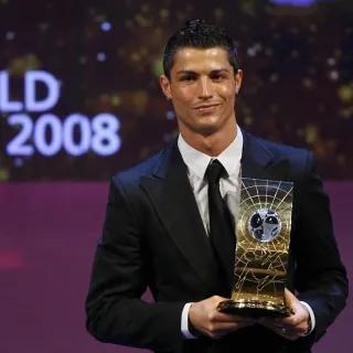 《王朝征程》—弗式曼聯再次登頂歐洲，C羅斬獲金球、揚名天下