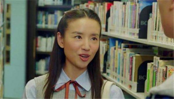 女學生別硬演！強裝嫩的比紅燒肉還油膩，有人卻似清泉，美了歲月