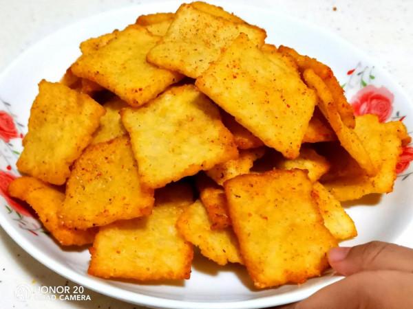 剩米飯倒掉可惜，教你做休閒小零食，麻辣酥脆，無任何新增劑 放心