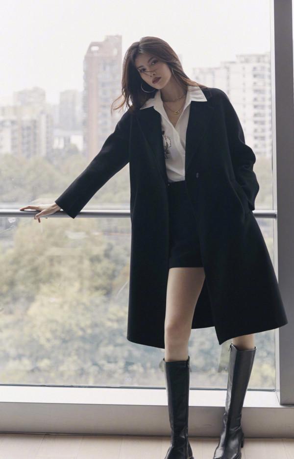 從被騙婚到爆出與陳偉霆戀情,她究竟是怎麼變成“何仙姑”的? 從被騙婚到爆出與陳偉霆戀情,她究竟是怎麼變成“何仙姑”的?