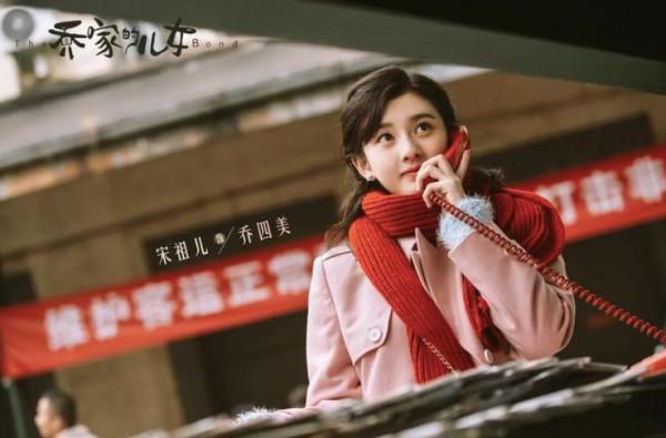 小臉女星的天下！這12個漫畫臉巔峰PK，大眼睛巴掌臉一個比一個美